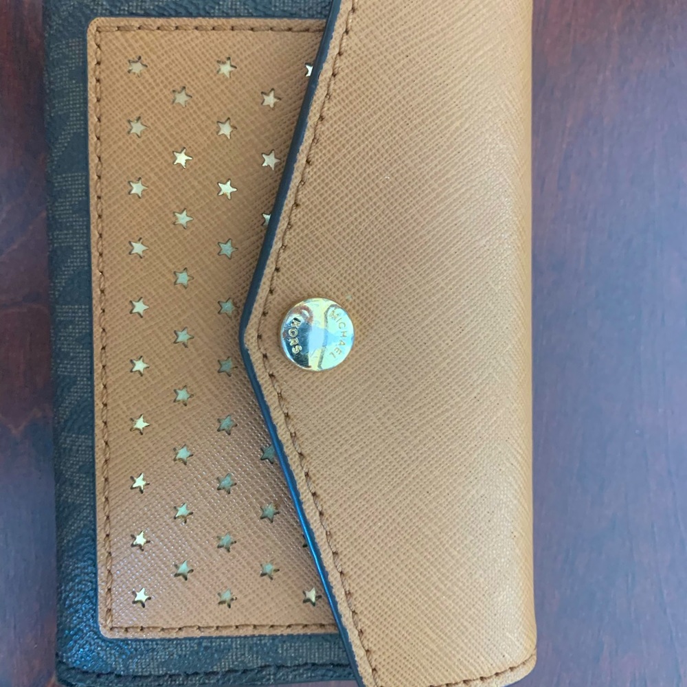 Michael Kors wallet